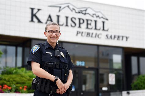 Kalispell police dept. The School Resource Officer (SRO) program is a detail within the Kalispell Police Department's Detective Division. The SRO program embraces a triad concept: The first role the officer portrays is one of a law enforcement officer. The SRO addresses criminal complaints and enforces the law. The second role the SRO portrays is one of a teacher ... 
