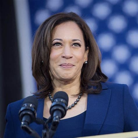 Kamala Harris Becomes First Female Vice President in American …