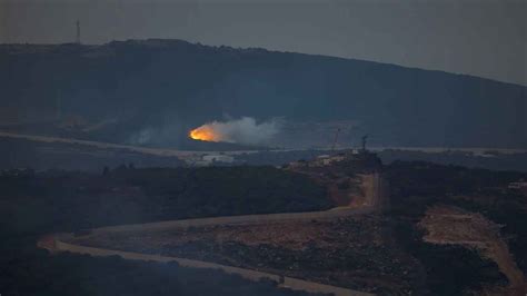 Kampuçya , Taylandia sınırındaki çatışmata askerlere 'uyarı' durumu emri veriyor.