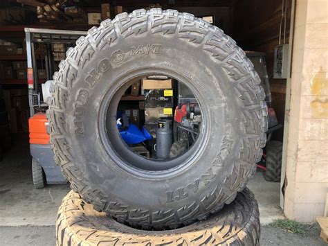 This Kanati KU-252 Mud Hog Tire is constructed from a res