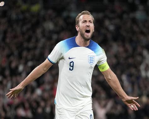 Kane scores two goals as England clinches Euro 2024 spot with 3-1 win over scandal-hit Italy