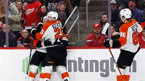 Kane scores two regulation goals, another in shootout in Wings’ 7-6 win over Flyers