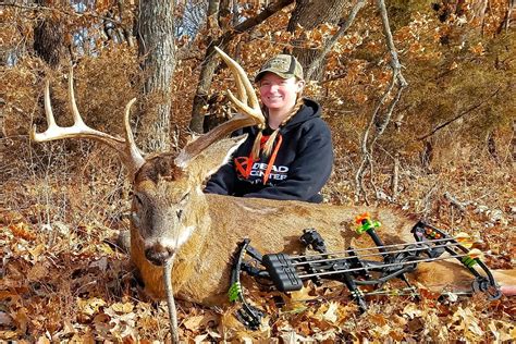 Kansas archery season 2023. Legal equipment you can use includes shotguns and handguns using shot sizes 2-9; long, recurve or compound bows and crossbows, according to the 2023-2024 Kansas Hunting and Furharvesting Guide ... 