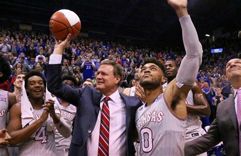Kansas basketball coaching history. Feb 1, 2017 · Became the winningest coach in Allen Fieldhouse history with KU’s 86-65 win against Siena on Nov. 18, 2016. Became the ninth-fastest coach in NCAA Division I history to win 600 games. Became the fastest coach in Kansas history to reach 400 wins while at KU. Was nominated for the Naismith Memorial Basketball Hall of Fame, announced Dec. 21. 