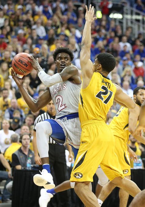 Oct 29, 2021 · Kansas’ men’s basketball team scheduled two dress rehearsals — a pair of home exhibition games against in-state NCAA Division II teams — during 17 of Bill Self’s first 18 seasons as the ... 