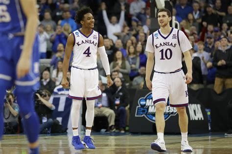 Nov 3, 2017 · Check out the detailed 2017-18 Kansas Jayhawks Roster and Stats for College Basketball at Sports-Reference.com ... Kansas (Men's) School History. 2017-18 Kansas (Men ... 