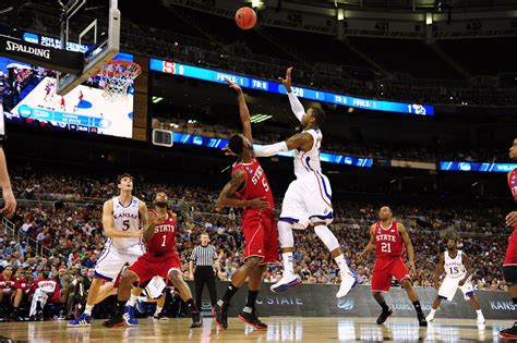 Kansas basketball score now. Kansas passed UK last season for the most program wins in college basketball history and leads the Wildcats 2,373-2,367 entering Saturday. But in the head-to-head matchup, Kentucky leads the ... 