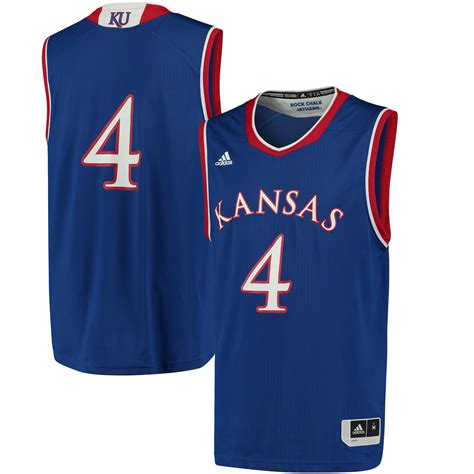 Nov 3, 2014 · On February 11, 2012, KU wore replicas of the uniforms that were worn by KU’s 1952 title team. Sixty years later, the styles that the players wear has certainly changed, but the throwbacks were ... . 