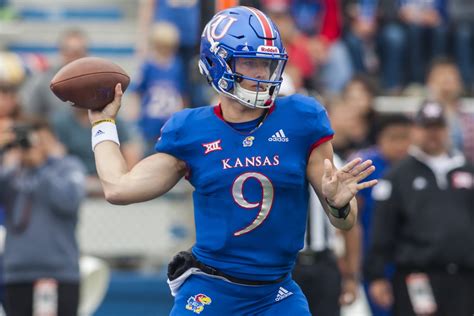 Oct 7, 2023 · October 07, 2023 8:21 PM. Lawrence. Kansas junior quarterback Jalon Daniels, who missed his second consecutive game because of a back injury, didn’t stand on the sidelines with his teammates ... 