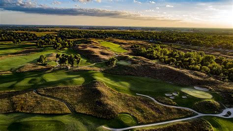 Kansas golf. Play the Legend! Dub's Dread is home to one of Kansas City's most historic golf courses. Tall trees with winding fairways creates a round to remember. 