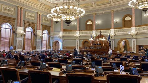 Kansas loses legal fight over voting law passed in 2021