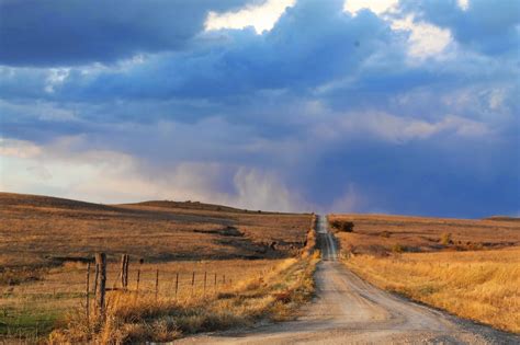 Background. The Tallgrass Prairie National Preserve in Kansas enc