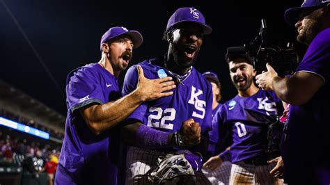 Eighth-inning outburst propels Texas past Kansas State in opener of Big 12 baseball series. After Texas had rallied to a 6-5 win over Kansas State on Friday night, Longhorns head coach David .... 