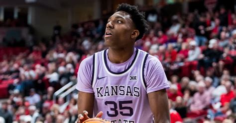 Kansas state 2023 basketball roster. High Choice (1) Pos Ht / Wt Rating Status Rueben Chinyelu NBA Academy Africa (South Africa, SOUT) . 6-10 / 245 