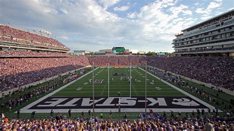 T-minus 44 days until K-State kicks off the 2023 college football season against Southeast Missouri State University. It is time for my annual game-by-game preview and predictions for the upcoming season. I correctly predicted K-State’s record in the last two years. In 2021, I predicted K-State to finish 7-5, and in 2022, I predicted a […]