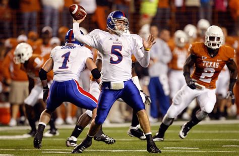 Completed 3-of-5 passes for two yards … at Kansas State: Started his third-career game in Manhattan, throwing for a career-high 207 yards on 22-of-39 passing …. Scored the first touchdown of his Kansas career with an eight-yard rush in the second quarter …. The touchdown was the fifth of the season for the Jayhawks ….. 