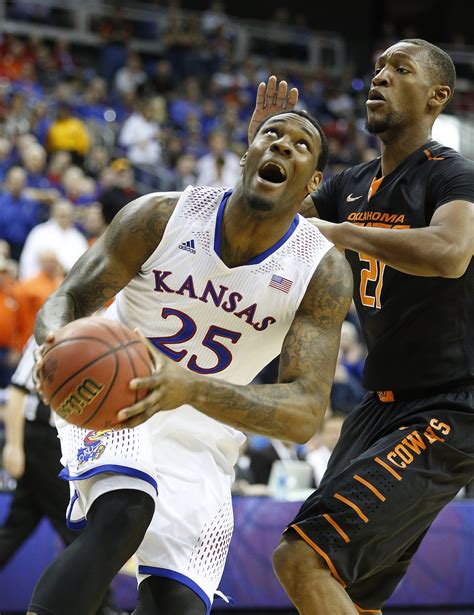 Oklahoma State leads 64-62 against Kansas with 1:41 left in 2nd half. Kansas has called a timeout after Oklahoma State took the lead back. That came on a 3-pointer from the Cowboys' Bryce Thompson.