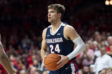 Gonzaga Men's Basketball Head-to-Head Results. Location: Spokane, Washington Coverage: 73 seasons (1943-44 to 2023-24) Record (since 1943-44): 1426-713 .667 W-L% Conferences: WCC, WCAC, Big Sky and Ind. 