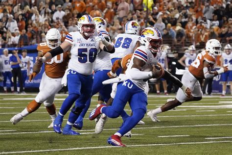 Kansas vs texas football 2022. Kansas State vs. Texas odds. Odds courtesy of Caesars Sportsbook. Spread: Texas -2.5. Over/Under: 54.5. Moneyline: Texas -140; Kansas State +118. After opening up as a pick 'em, Texas has moved to ... 