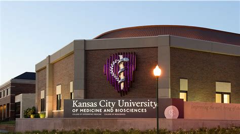 University of Missouri-Kansas City. 816-235-1