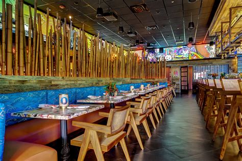 Kapow boca raton. Kapow Noodle Bar, the stylish and lively restaurant and cocktail bar in Boca Raton, has set an opening date for its expansive new location across the street in Mizner Park. The 5,000-square-foot re… 