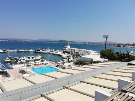 Kaptan Cafe Çeşme.