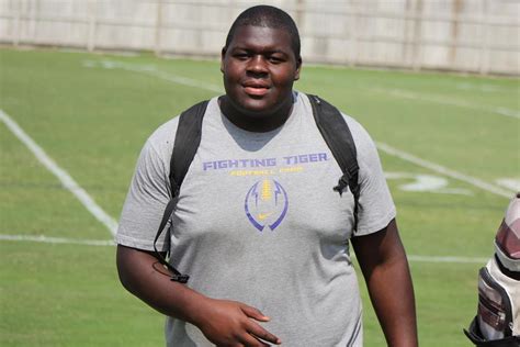 04-Nov-2018 ... No, five-star offensive lineman Kardell Thomas made a promise for the future. ... Thomas was offered by Alabama, according to his 247Sports ...