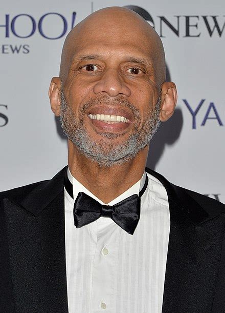 Kareem abdul jabbar wikipédia. Kareem Abdul-Jabbar's son sentenced to 180 days in jail for stabbing. Adam Abdul-Jabbar's 60-year-old neighbor nearly died from blood loss after he was stabbed with a hunting knife, authorities ... 