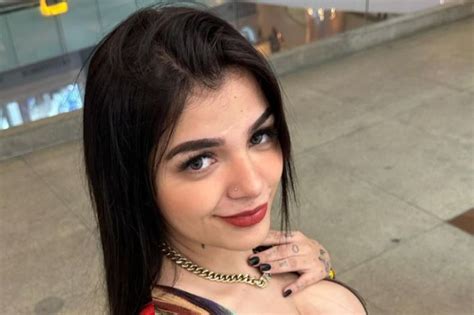 Famous influencer and OnlyFans model Karely Ruiz has revealed to her fans that she has a new girlfriend. Through her official Instagram account, the popular young Mexican revealed