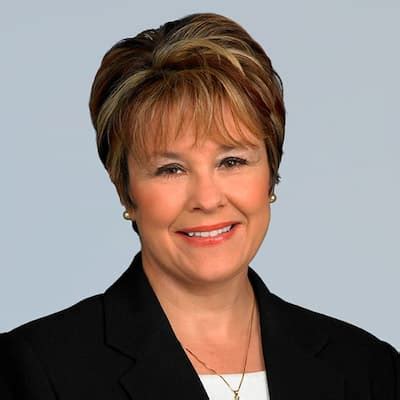Karen Kornacki came to Kansas City back in August of 1983. She now anchors the Saturday sportscasts at 5 p.m., 6 p.m., and 10 p.m. Karen covers all sports, "But I have always enjoyed the people .... 