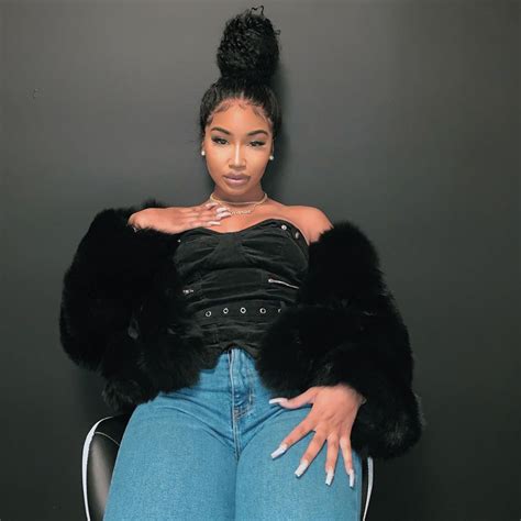 Karin jinsui instagram.  Karin&rsquo;s creative and engaging posts have mad...