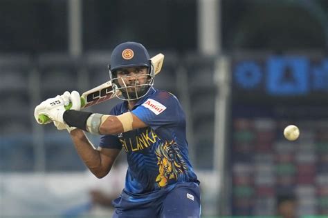 Karunaratne replaces injured Sri Lanka captain Shanaka at Cricket World Cup