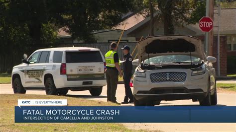 Katc news car accident. and last updated 4:18 PM, Nov 11, 2021. Crowley Police have identified the victim in a fatal multi-vehicle crash Thursday morning on I-10 at Crowley that also injured two others. The interstate ... 