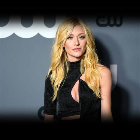 Katherine McNamara - Age, Bio, Birthday, Family, Net Worth