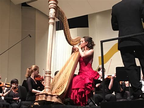 Katherine Siochi - USA International Harp Competition