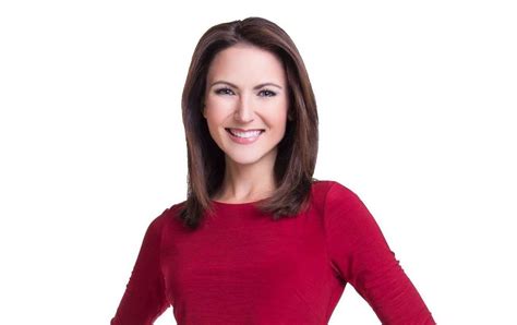 Katie Ussin is a journalist and TV news anchor, currently presenting the Good Morning Cleveland show for WEWS Channel. She co-anchors with Terrence Lee. A long-term TV news anchor, Katie has worked at KULR and WDTN before her current WEWS position, with over ten years of experience.. 