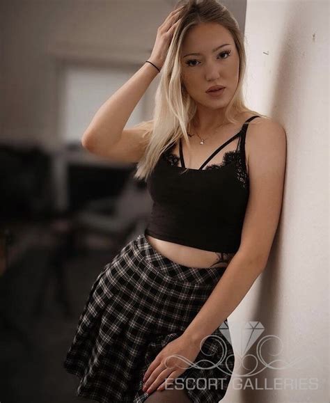 Katja Iwanow Leaked PORN 🔥