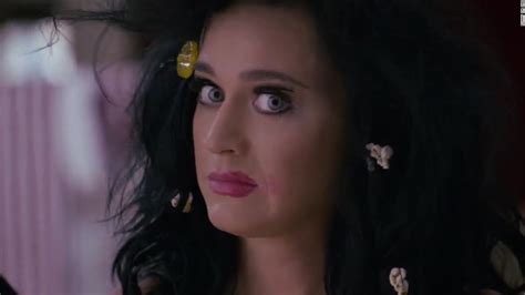 Katy Perry Naked And See Through. Katy Perry flashes her ass during ‘Witness’s live stream, and then we have censored caps from the filming of Katy Perry’s Bon Appétit music video. Katy Perry hot is a music singer-songwriter, actress (Raising Hope – TV, 2012) from Santa Barbara, California (US). Age – 32.