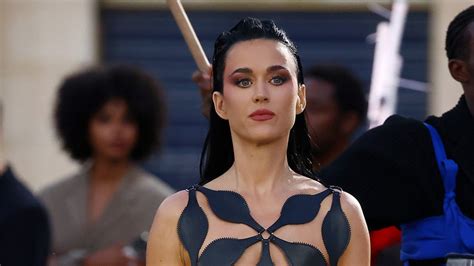 Katy perry is naked. Things To Know About Katy perry is naked. 