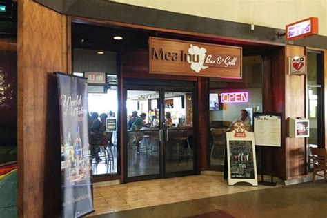 Kauai airport food. We recommend stopping in the town of Kilauea at the wonderful Cafe & Market, to pick up snacks, beverages, grab n go food, ice for your day at the beach. It's ... 