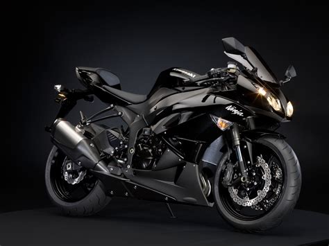 Kawasaki motor siyah