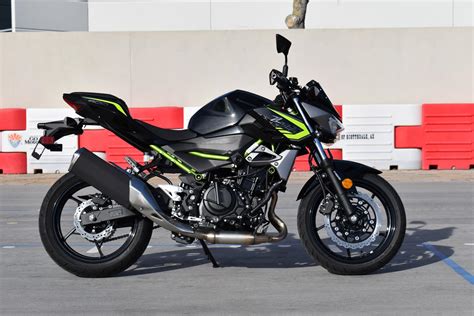 Kawasaki z400 oil capacity. Best Motorcycle Oil; Best Leather Jackets; Best Winter Gloves; Best Sportbike Tires; GPS Buyers Guide; ... 2022 Kawasaki Z400 ABS. 2022 Kawasaki Z400 ABS pictures, prices, information, and specifications. ... Fuel Capacity (gal/l) 3.7 / 14 Exterior. Construction. Standard ... 