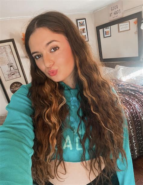 Kaylabelofski Onlyfans Leaked XxX 🔥 30 Vids