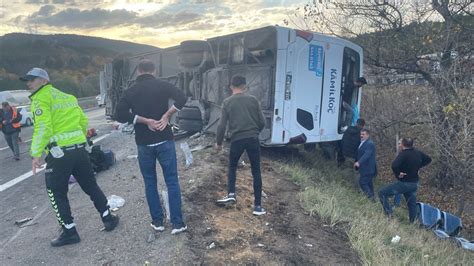 Kayseri’de yolcu otobüsü kaza yaptı, 16 kişi yaralandı
