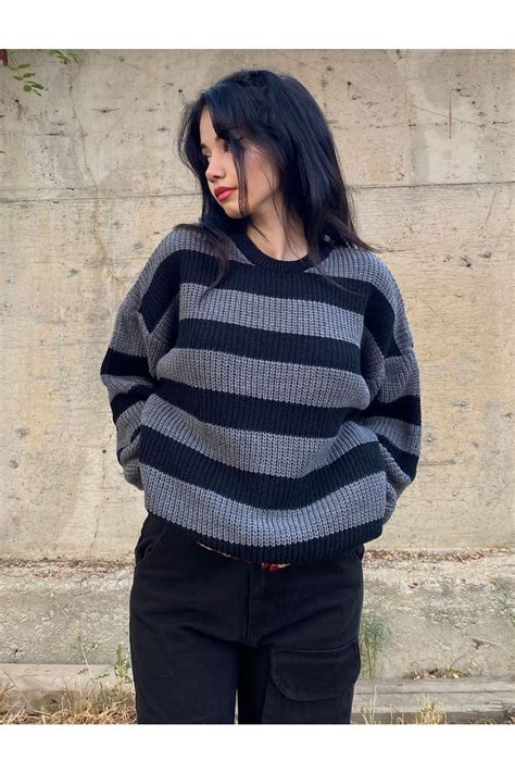 veodersti.rgarabwor.edu.pl. 