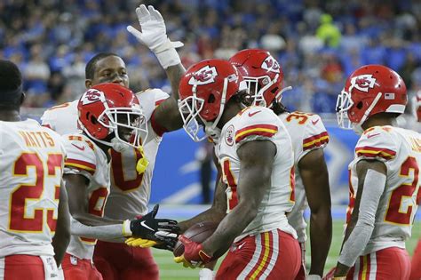 Kc chiefs vs detroit lions. Sep 8, 2023 ... Takeaways From the Chiefs' 21-20 Loss to the Lions Amazon Affiliate Links ▻ https://amzn.to/40vxVmj - Simple Modern Officially Licensed ... 