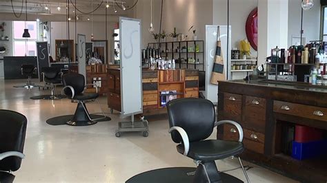 Top 10 Best Hair Salons Near Kansas City, Missouri. 1. The Glam Room. “I moved to KC almost two years ago and have been looking for the right hair salon .” more. 2. The Organic Salon. “She is AMAZING at her job and her salon is clean and bright and beautiful.” more. 3. Skyline Downtown Salon.. 