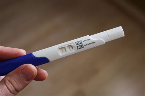 Kdy se objevují první příznaky těhotenství?