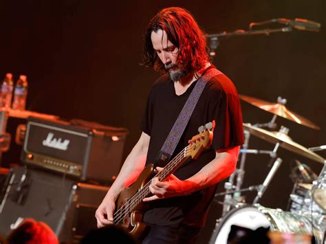 Keanu reeves band. Apr 15, 2019 ... John Wick star Keanu Reeves talked to GQ about his time as bass player in '90s grunge band Dogstar. 