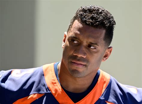 Keeler: Want Broncos Country to love you, Russell Wilson? Be like Aaron Gordon. Be unselfish. Be coachable. Be humble.